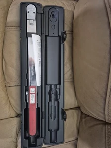 Snap On TQR250EX 1/2" Drive 40-250 FT LB Torque Wrench  - Picture 1 of 3