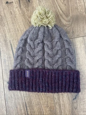 NUEVO SIN ETIQUETAS PISTIL Mujer’s Pom Gorro Púrpura Cable Tejido Invierno Esquí Nieve Foto 1 de 4