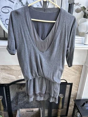 Suéter/cami feminino BRUNELLO CUCINELLI duas camadas cinza tamanho M - Imagem 1 de 4