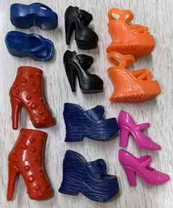 Lote Y2K Retro Barbie Zapatos Tacones Plataformas Botas Sin Marca Naranja Rojo Azul (6) - Imagen 1 de 10