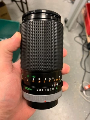 EXCELLENT Canon FD 100mm F/4 S.C MACRO Prime Lens W/CAPS - Image 1 of 4