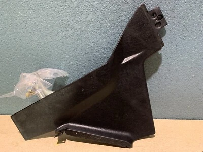 Paneles laterales izquierda y derecha consola vagón Volvo 940 Foto 1 de 4