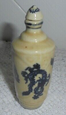 Nice Old Chinese Estate Blue And White Ceramic Snuff Bottle Marked On Base M75 • 25$