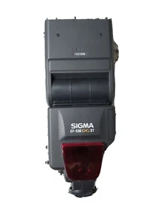 Sigma EF530 DG ST Flash For Canon EOS with case - Picture 1 of 5