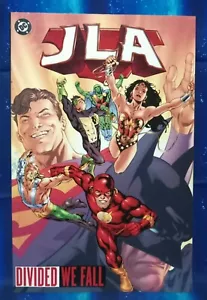 JLA - Divided We Fall (2001) - Bild 1 von 3