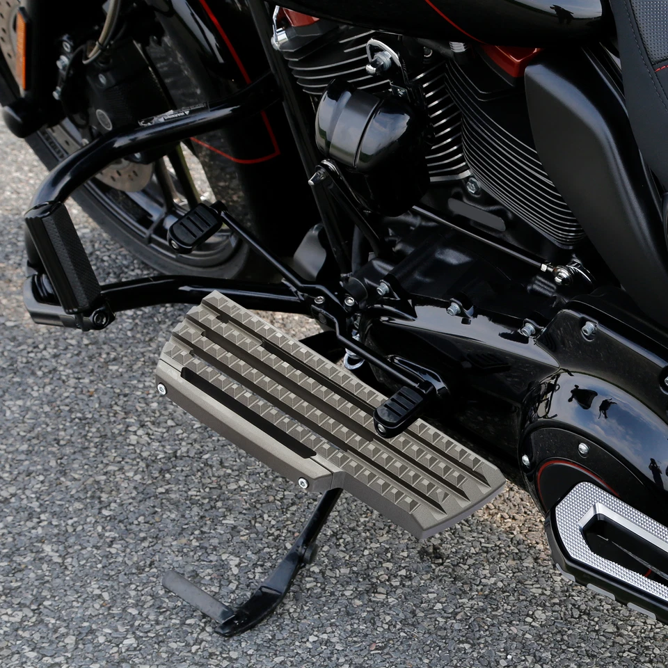 Driver Floorboard Footboard For Harley Touring Electra Glide 2000-24 Trike 09-24 - Image 1 of 4