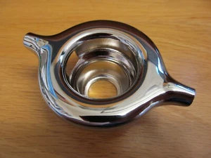 83-3318 PETROL TANK STYLING TRIM BEADING HOLDER for BSA A50 A65 TRIUMPH T120 *** - Picture 1 of 2