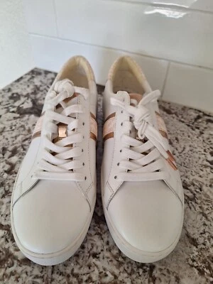 Michael Kors Irving Stripe Lace-up White Leather Sneakers sz 9.5M - Image 1 of 4