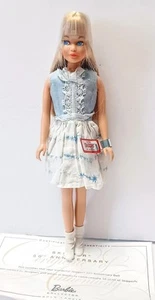 Barbie Skipper 50° Anniversario Bambola Etichetta Oro con Certificato BDH31 Mattel - Foto 1 di 10