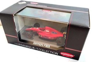 KYOSHO 1:18 AUTO DIE CAST FERRARI F92A #27 JEAN ALESI 1992      ART  7084-1 - Foto 1 di 7