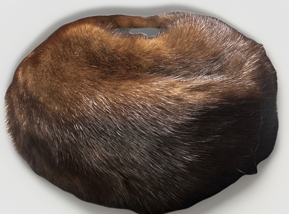 Saks Fifth Avenue サックスフィフスアベニュー  ミンク　帽子 Saks Fifth Avenue Fur In Women's Vintage Hats for sale - eBay