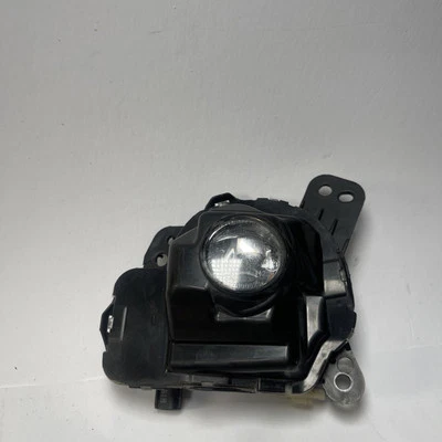 全新马自达 CX3 CX5 CX9 6 司机侧雾灯总成 GHP951690A 原始设备制造商 — 第 1/4 张图片