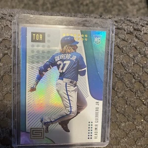 2019 Panini Chronicles Vladimir Guerrero Jr. #34 Status Green RC Blue Jays - Picture 1 of 1