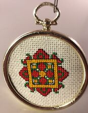 Vintage Gold Toned Ring Cross Stitch Christmas Flower Design Ornament -  NICE