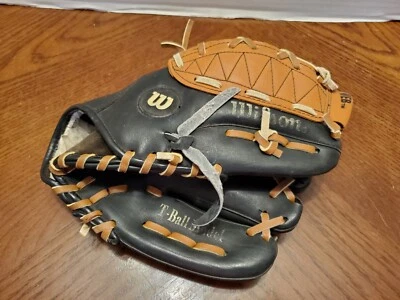 Wilson Easy Catch Glove T-ball Modelflex RHT Right Hand Thrower - Image 1 of 4
