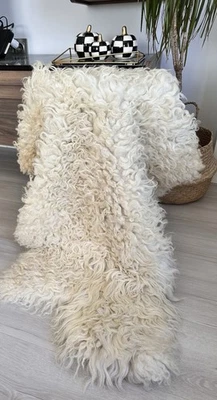 %100 Natural Gotland Sheepskin Rug, Natural Color, White,beige. - Image 1 of 4