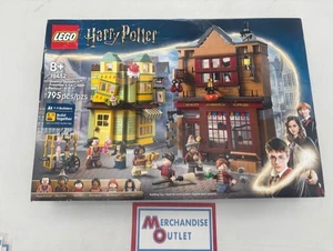 LEGO® Harry Potter™ Quality Quidditch™ Supplies & Ice Cream Parlour 76452 - Picture 1 of 2