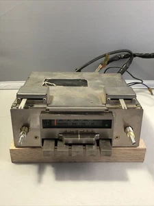 Vintage OEM 1979 1980 1981 Datsun 280ZX Hitachi AM FM Radio KMS-4001ZA Untested - Picture 1 of 20