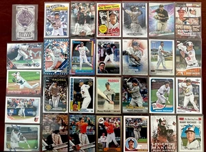 (29) Lote MANNY MACHADO Topps Cromo Prisma Sepia Refractores, Insertos, Variaciones - Imagen 1 de 15
