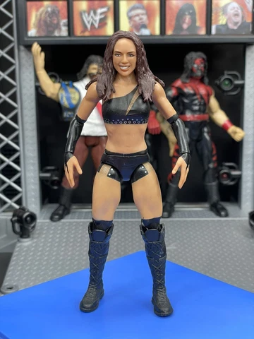 Mattel WWE Basic Series 122 CHELSEA GREEN Chase Action Figure Cover