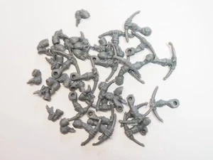 JUEGOS MANTIC REYES DE GUERRA BRAZOS GOBLIN CON ARCOS X 19 PARES. VERDE 207 - Imagen 1 de 1