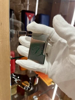 ACCENDINO S.T. DUPONT LINEA 2 CLING FINITURA PLATINO MICRODIAMOND BLASONE - Immagine 1 di 4