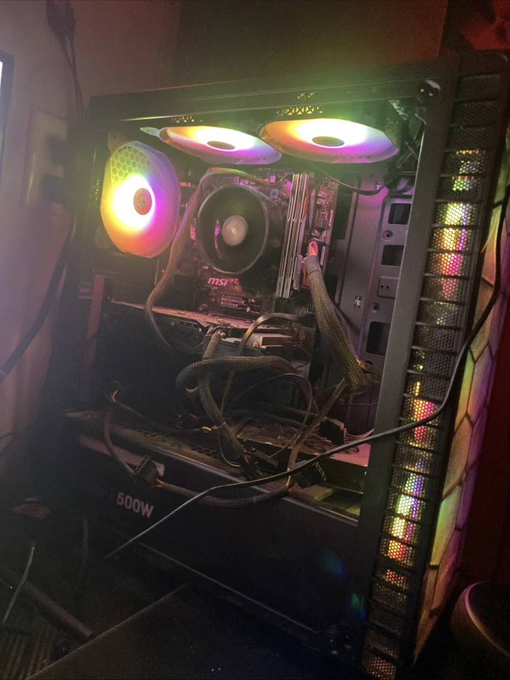 tarjeta gráfica para juegos pc usada 560 Phantom Foto 1 de 4