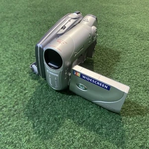 Canon DVD Camcorder DC 100-Silver Untested 2.7 Widescreen 25x Zoom 2.6-65mm - Picture 1 of 12