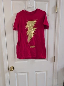 DC Comics rot und gold Shazam T-Shirt - Bild 1 von 3