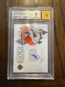 2023-24 Ultimate Collection Rookie Auto Tyson Foerster BGS 9/10 Flyers - Bild 1 von 2