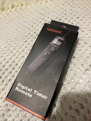 Neewer Timer Remote Control Compatible with Canon Cameras - Image 1 of 4