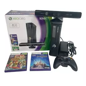 Microsoft Xbox 360 4 GB S Console Kinect Disneyland Adventures Bundle 1439 - Picture 1 of 1