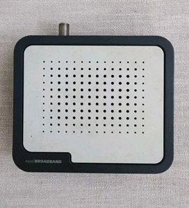 RCA DCM425 Digital Broadband Cable Modem - Picture 1 of 3