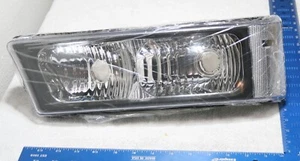Chevrolet Silverado 2003-2004 conjunto de luces de cabeza derecha (sin bombillas) - Imagen 1 de 6