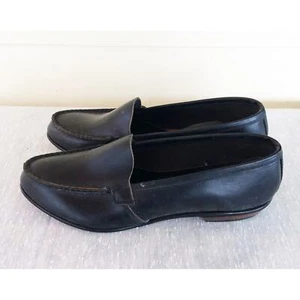 40s 50s Vintage Black Leather Girl's Slip On Loafers by Putney's Mocs, Size 13 - Picture 1 of 5