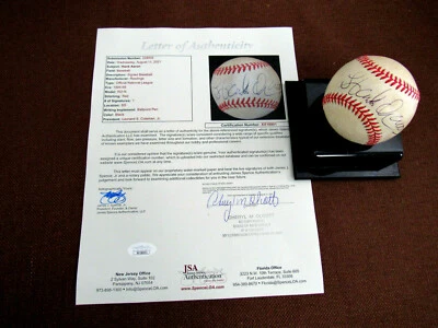 HANK AARON 755 HOME RUNS BRAVES AUTO HOF SIGNED VTG ONL GAME BASEBALL JSA LOA - Image 1 of 4