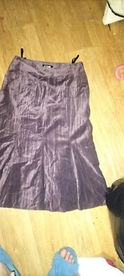 Ladies First Avenue Size 12 Burgundy Lined Skirt - Image 1 of 2