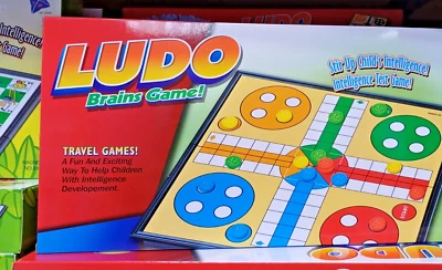 New FOLDABLE FULL SIZE Large LUDO BIG Board Game Family fun PARTY UK games - Image 1 of 2