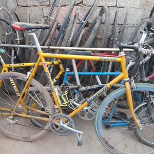 Bianchi Road Bike Without Wheelset 58cm - Picture 1 of 4