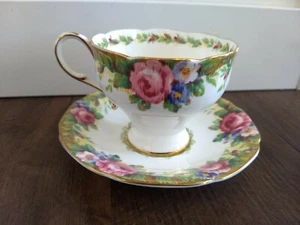 Vintage Paragon Teacup and Saucer Tapestry Rose Estate Find - Picture 1 of 6