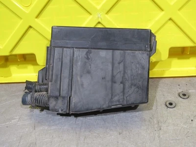 Nissan Murano 2003-2007 OEM caja de fusibles debajo del capó 03 04 05 06 07 Foto 1 de 4