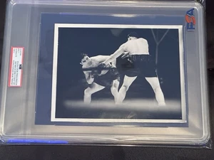 1938 Joe Louis Vs. Max Schmeling PSA Tipo 1 Boxe Foto Lotta del Secolo Rara - Foto 1 di 3