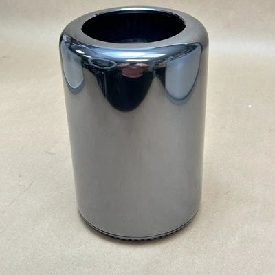 Apple Mac Pro A1481 Late 2013 Xeon E5-1680v2 3.0GHz, 32GB RAM,  500GB SSD - Image 1 of 4
