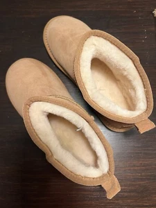 Original UGG Classic Ultra Mini Boots für Damen, 40, Farbe: Chestnut, neuwertig - Bild 1 von 4