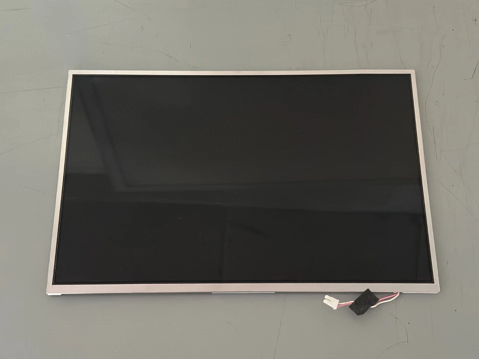 Sharp LQ133K1LA04 13,3-Zoll WXGA TFT-LCD-Panel (E2 1118) - Bild 1 von 4