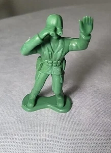 Vintage Greenbriar Int. Green Plastic Army Man With Binoculars 4" Action Figure - Foto 1 di 5