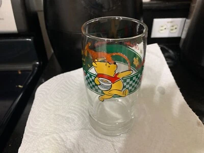 Oh molesto tigger y einnie the pooh vidrio de vino Foto 1 de 3
