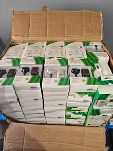 PLAY AND CHARGE KIT + RECHARGEABLE BATTERY FOR XBOX 360 NEW BOX - Picture 1 of 3