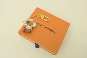 Authentic Louis Vuitton Clover Keychain GP Swimming Figure Pink Tube Accessory - Picture 1 of 14