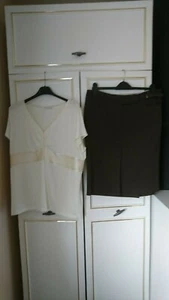 MARKS&SPENCER NUDE SILKY TRIM TOP&MEXX FINE STRIPE LINED PENCIL SKIRT SZ 16 - Picture 1 of 10